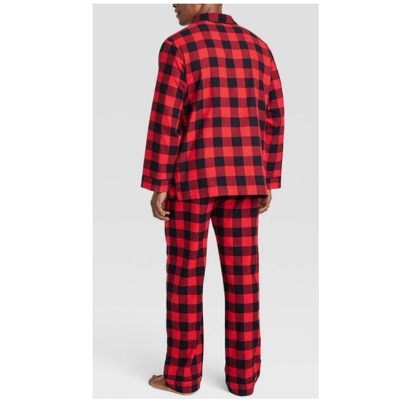 **CLEARANCE** WONDERSHOP - Men’s 2-Piece Buffalo Plaid Pajama Set. - Picture 2 of 5